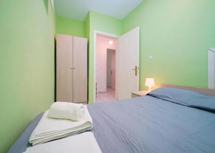 Golden Beach Maisonettes *